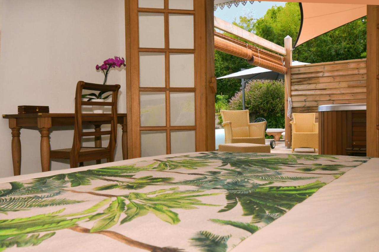 Bed and Breakfast Le Jacaranda Du Guillaume Le Guillaume Exterior foto